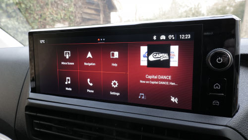 VAUXHALL VIVARO DIESEL 2.0 Turbo D 145 Prime H1 Double Cab view 27